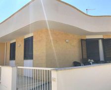 Italy Apulia UGENTO vacation rental compare prices direct by owner 33491455