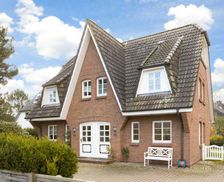 Germany Sylt Sylt / OT Munkmarsch vacation rental compare prices direct by owner 14980804