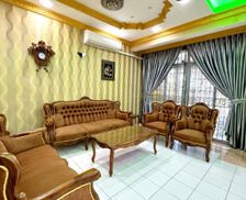 Malaysia Sabah Sandakan vacation rental compare prices direct by owner 35448571