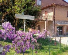 Italy Tuscany Monteriggioni vacation rental compare prices direct by owner 35470592