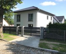 Germany Brandenburg Berlin vacation rental compare prices direct by owner 36457800