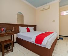 Indonesia East Java Bojonegoro vacation rental compare prices direct by owner 13835572