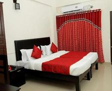 India Kerala Kazhakuttam vacation rental compare prices direct by owner 18196103