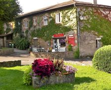 France Rhône-Alps Saint-Médard-en-Forez vacation rental compare prices direct by owner 14090527