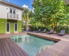 United States Florida Miami vacation rental compare prices direct by owner 33477974