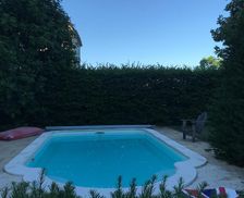 France Ile-de-France Scorbé-Clairvaux vacation rental compare prices direct by owner 35077904