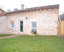 France Dordogne Lussas-et-Nontronneau vacation rental compare prices direct by owner 33691832