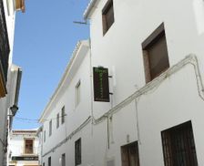 Spain Andalucía Ardales vacation rental compare prices direct by owner 32592468