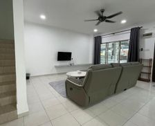 Malaysia Perak Sitiawan vacation rental compare prices direct by owner 35372139