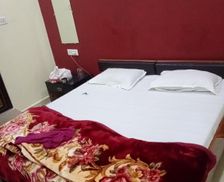 India Madhya Pradesh Datia vacation rental compare prices direct by owner 35445510