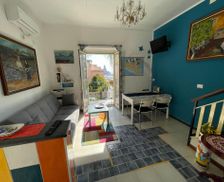 Italy Sicily Acitrezza vacation rental compare prices direct by owner 14886884