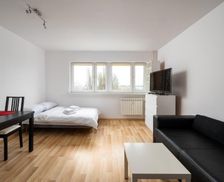 Poland Mazowieckie Warszawa vacation rental compare prices direct by owner 33704795