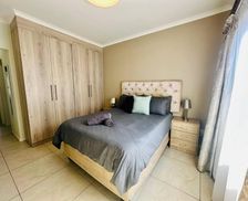 South Africa Gauteng Boskruin vacation rental compare prices direct by owner 32947662