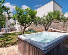 Italy Apulia Taviano vacation rental compare prices direct by owner 33485049