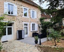 France Limousin Lubersac vacation rental compare prices direct by owner 33691009