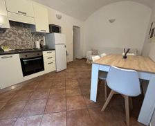 Italy Piedmont Vercelli vacation rental compare prices direct by owner 26649375