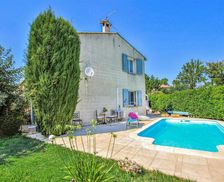 France Provence-Alpes-Côte d'Azur Montfavet vacation rental compare prices direct by owner 33697189