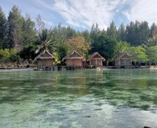 Indonesia West Papua Waisai vacation rental compare prices direct by owner 35474895