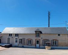 France  Moulins-sur-Yèvre vacation rental compare prices direct by owner 33452152