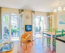 France Provence-Alpes-Côte d'Azur Mallemort vacation rental compare prices direct by owner 28552720