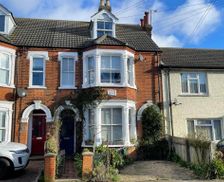 United Kingdom Suffolk Felixstowe vacation rental compare prices direct by owner 35575867