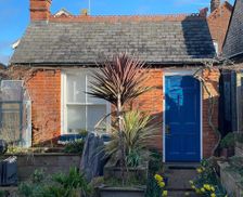 United Kingdom Suffolk Felixstowe vacation rental compare prices direct by owner 35277130