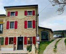 Italy Veneto Soave vacation rental compare prices direct by owner 13679010