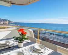 Spain Catalonia Sitges vacation rental compare prices direct by owner 26688269