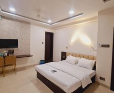 India Maharashtra Miraj vacation rental compare prices direct by owner 35331187