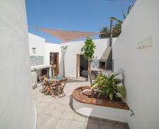 Spain Lanzarote Haría vacation rental compare prices direct by owner 32483508