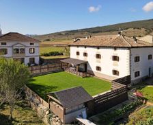 Spain Navarra Artázcoz vacation rental compare prices direct by owner 22518807