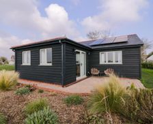 United Kingdom Essex Clacton-on-Sea vacation rental compare prices direct by owner 27965943