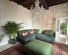 Italy Lombardy Cremona vacation rental compare prices direct by owner 35581489