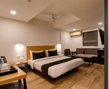 India West Bengal Kolkata vacation rental compare prices direct by owner 26940496