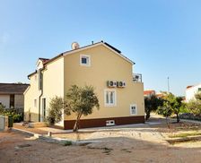 Croatia Sibenik-Knin County Srima (Vodice) vacation rental compare prices direct by owner 27517692