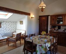 France Auvergne-Rhône-Alpes Saint-Haon-le-Châtel vacation rental compare prices direct by owner 4190114