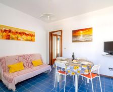 Italy Apulia Torre Pali vacation rental compare prices direct by owner 33484320