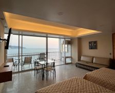 Mexico Gro. Acapulco de Juárez vacation rental compare prices direct by owner 33706182