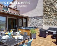 France Auvergne-Rhône-Alpes Cellieu vacation rental compare prices direct by owner 24885628