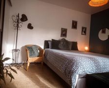 France Deux-Sèvres Saint-Maixent-lʼÉcole vacation rental compare prices direct by owner 12984022