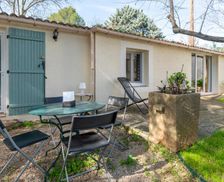 France Languedoc-Roussillon NÎMES vacation rental compare prices direct by owner 33702127