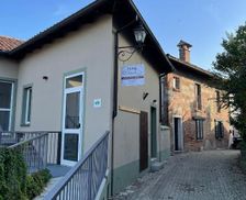 Italy Piedmont Camagna Monferrato vacation rental compare prices direct by owner 28764098