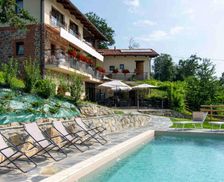 Italy Piedmont Quagliuzzo vacation rental compare prices direct by owner 13753603