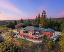 United States California Placerville vacation rental compare prices direct by owner 33492153