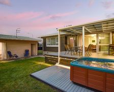 New Zealand Bay of Plenty Rotorua vacation rental compare prices direct by owner 33677311