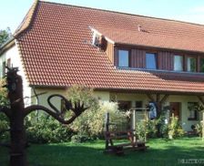 Germany Mecklenburg-Pomerania Manderow vacation rental compare prices direct by owner 28989143