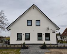 Germany Mecklenburg-West Pomerania Gingst vacation rental compare prices direct by owner 23872225