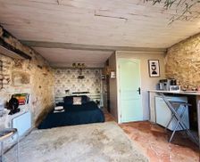 France Aquitaine Les Lèves-et-Thoumeyragues vacation rental compare prices direct by owner 33610257