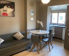 France Seine-Saint-Denis Aubervilliers vacation rental compare prices direct by owner 5950006