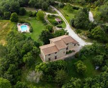 Italy Umbria Gubbio vacation rental compare prices direct by owner 35405121